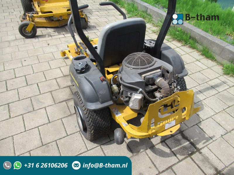 Hustler 0-turn SPORT Defect / for parts - Motofaucheuse: photos 1 Hustler 0-turn SPORT Defect / for parts - Motofaucheuse: photos 1