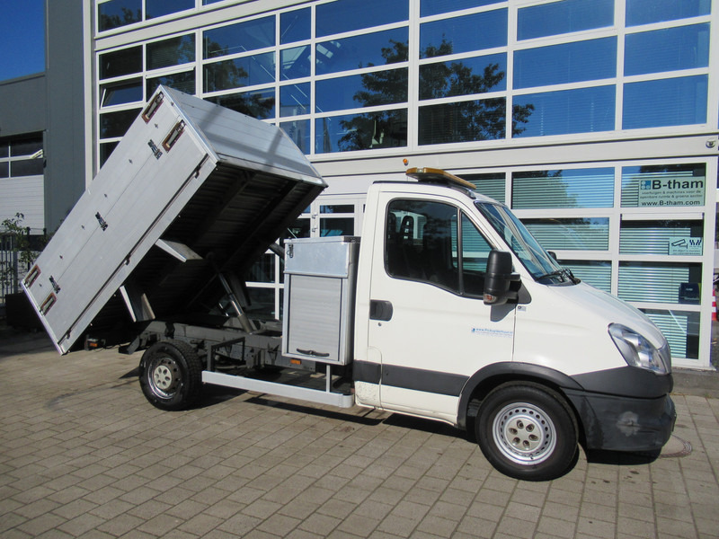 Utilitaire benne Iveco Daily 35S17 3.0 HPI Diesel EEV Kipper: photos 7