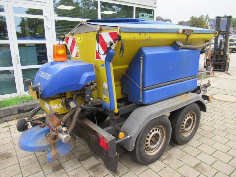 NIDO AWK 2500-1 Stratos B11L-18 ACLN280 1,1M3 + 500L Zoutstrooier Salzstreuer - Epandeur de sable: photos 2 NIDO AWK 2500-1 Stratos B11L-18 ACLN280 1,1M3 + 500L Zoutstrooier Salzstreuer - Epandeur de sable: photos 2