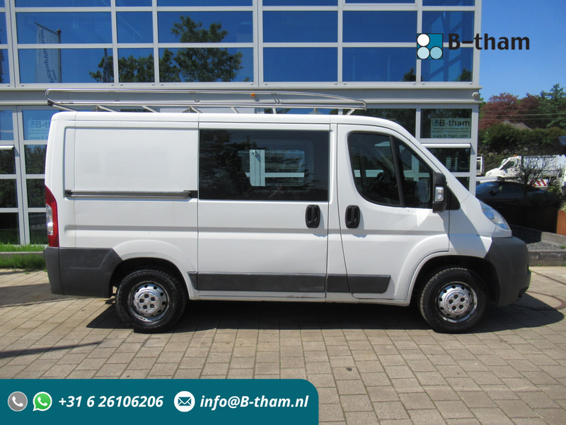 Peugeot Boxer 30 2.2HDi DOKA Dubbelcabine AIRCO - Fourgon grand volume, Utilitaire double cabine: photos 1 Peugeot Boxer 30 2.2HDi DOKA Dubbelcabine AIRCO - Fourgon grand volume, Utilitaire double cabine: photos 1
