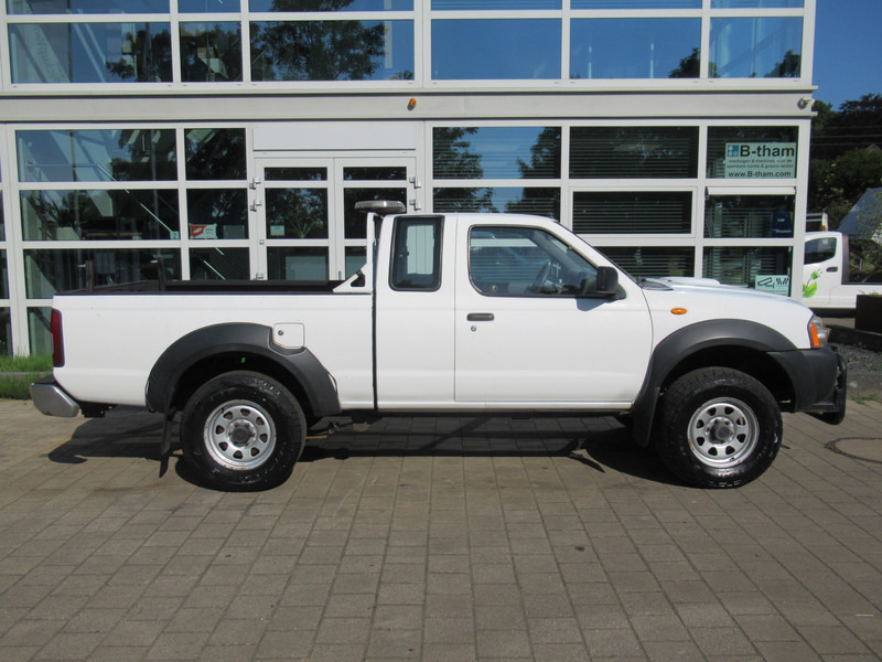 Nissan Navara 2.5 DTi King Cab 4-L.Lux. 1,5CAB PICK-UP - Véhicule utilitaire: photos 4 Nissan Navara 2.5 DTi King Cab 4-L.Lux. 1,5CAB PICK-UP - Véhicule utilitaire: photos 4