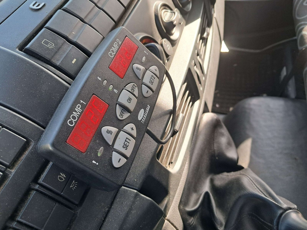 Iveco 100E18, Carrier Xarios 600mt, POLEN! - Camion frigorifique: photos 5 Iveco 100E18, Carrier Xarios 600mt, POLEN! - Camion frigorifique: photos 5