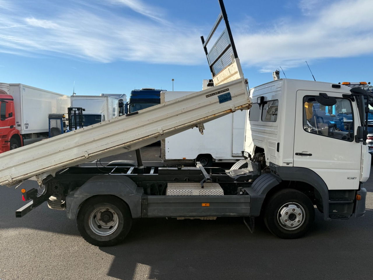 Mercedes-Benz Atego 3 4x2 1021 Meiller, Ahk, Klima, Tüv neu - Camion benne: photos 4 Mercedes-Benz Atego 3 4x2 1021 Meiller, Ahk, Klima, Tüv neu - Camion benne: photos 4