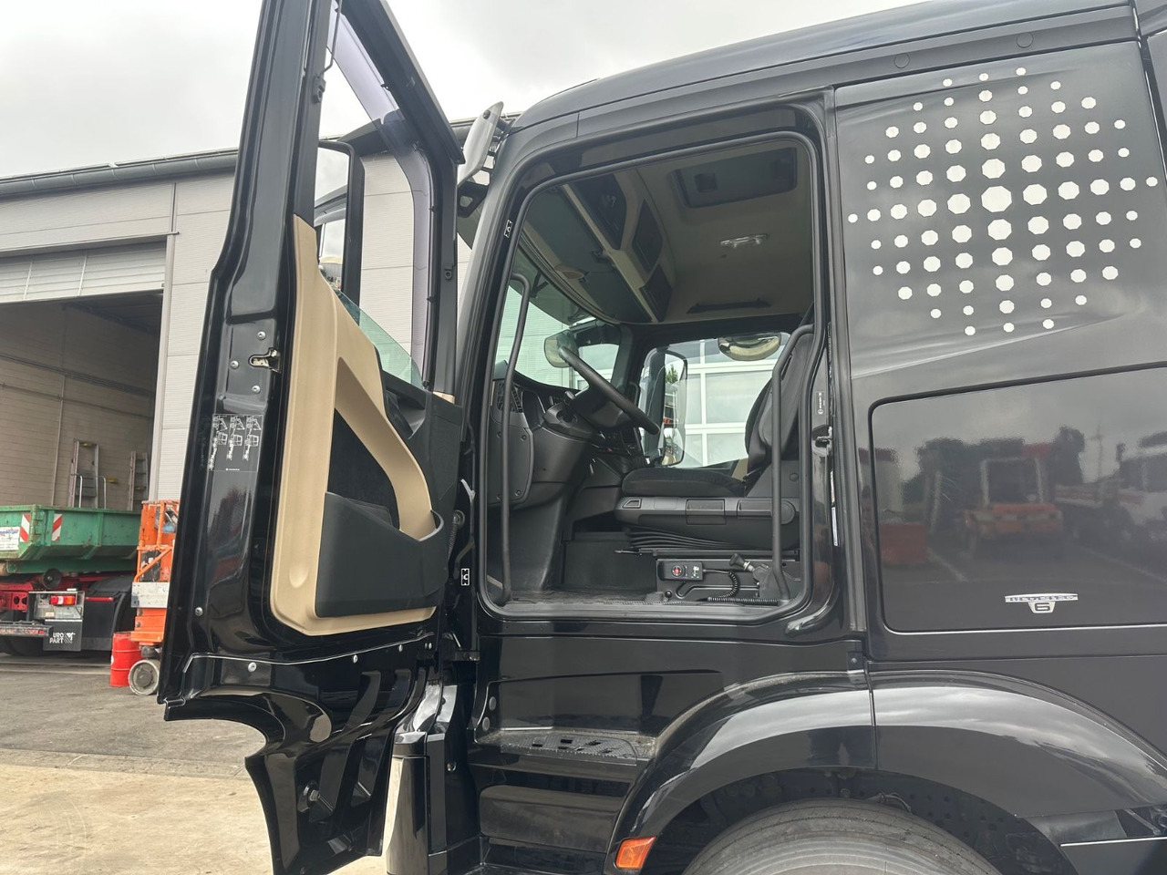 Tracteur routier Mercedes-Benz Actros 4 1846/ Retarder/ Kipphydraulik/Top: photos 12