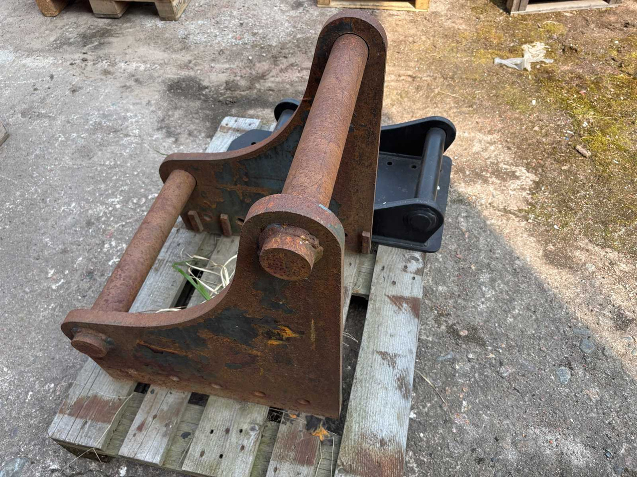 Bucket S bracket S70 and S60 - Godet: photos 4 Bucket S bracket S70 and S60 - Godet: photos 4