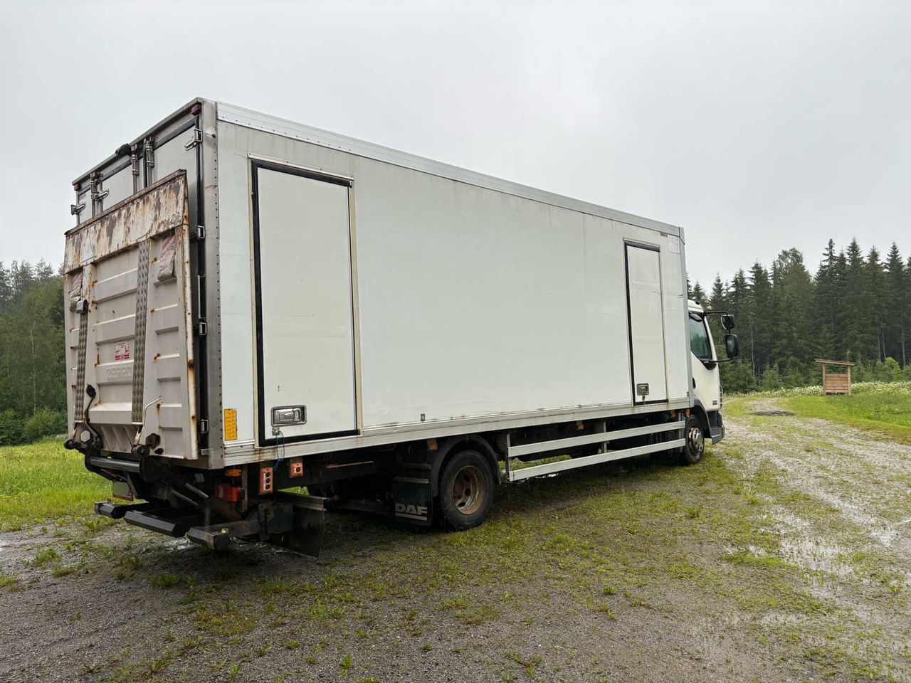 Refrigerated truck DAF LF 45.220 6.7 - Camion frigorifique: photos 5 Refrigerated truck DAF LF 45.220 6.7 - Camion frigorifique: photos 5