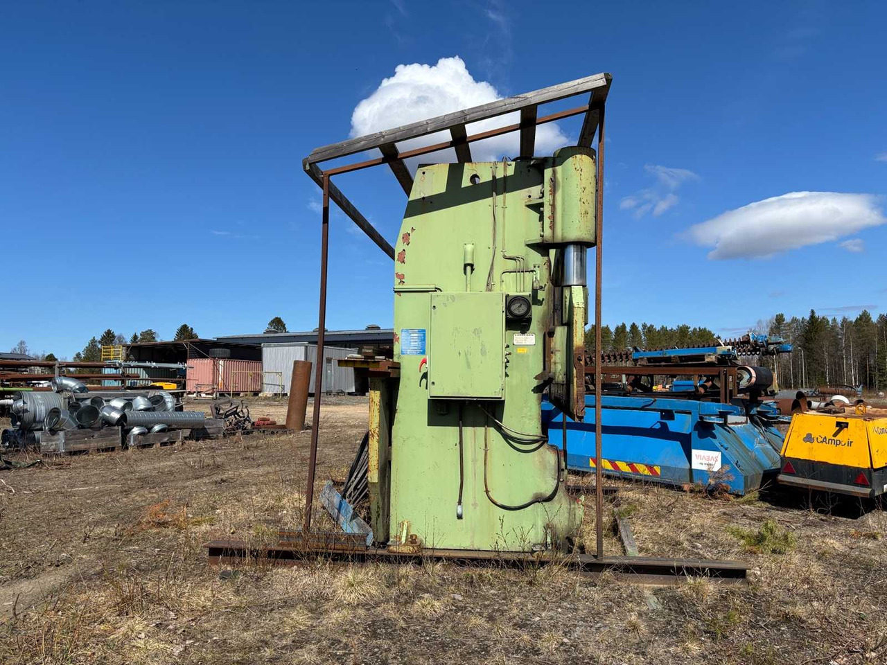 Särmäri Ursviken KPD250 3.7/3.15 - Machine-outil: photos 5 Särmäri Ursviken KPD250 3.7/3.15 - Machine-outil: photos 5