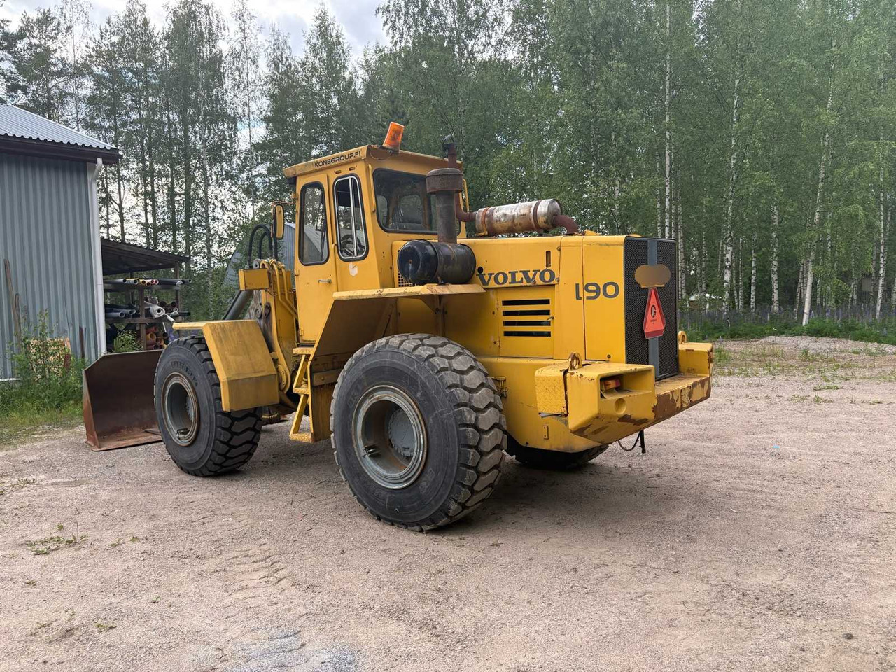 Wheel loader Volvo BM L90 5.5 - Chargeuse sur pneus: photos 5 Wheel loader Volvo BM L90 5.5 - Chargeuse sur pneus: photos 5