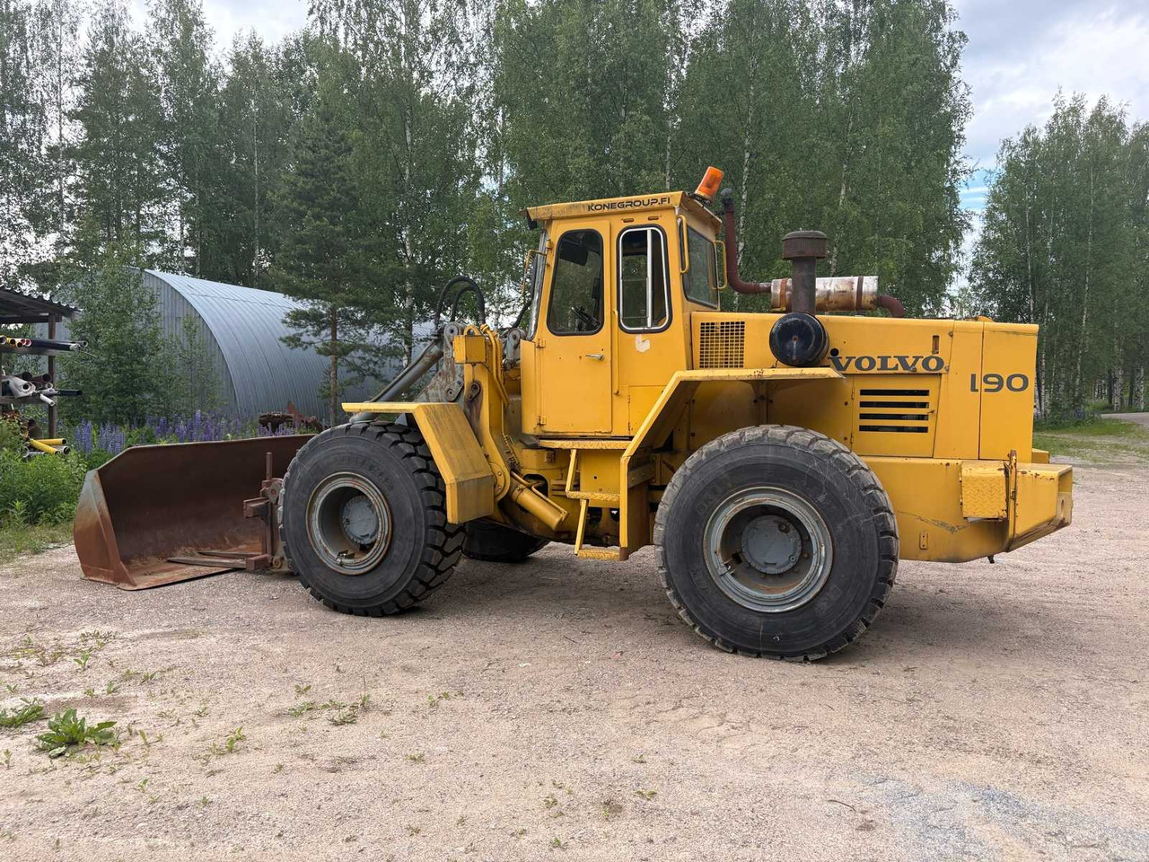 Wheel loader Volvo BM L90 5.5 - Chargeuse sur pneus: photos 3 Wheel loader Volvo BM L90 5.5 - Chargeuse sur pneus: photos 3
