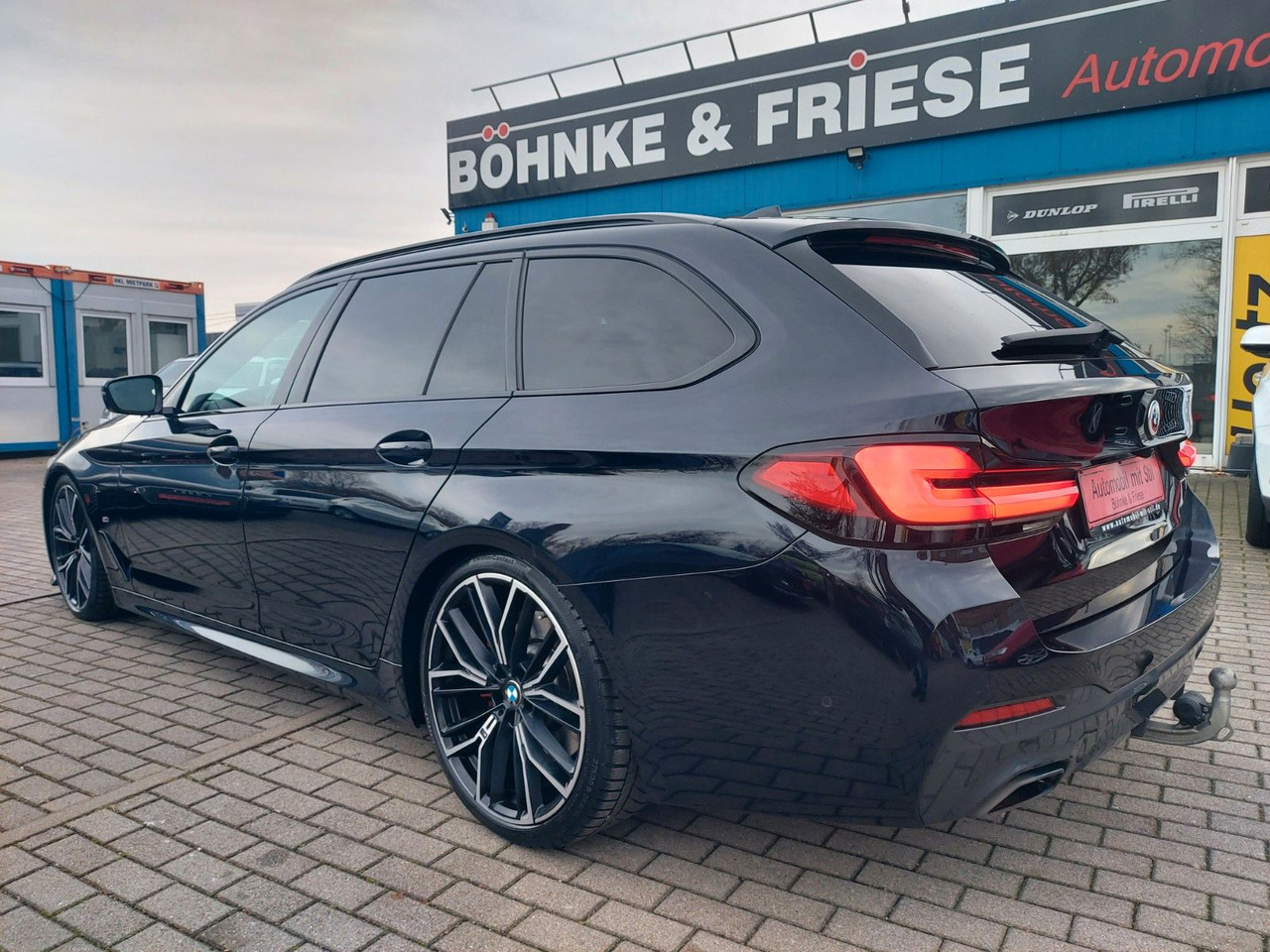 BMW 540 5 Touring xDrive M Sport Pro Pano H&K Massag - Voiture break: photos 5 BMW 540 5 Touring xDrive M Sport Pro Pano H&K Massag - Voiture break: photos 5