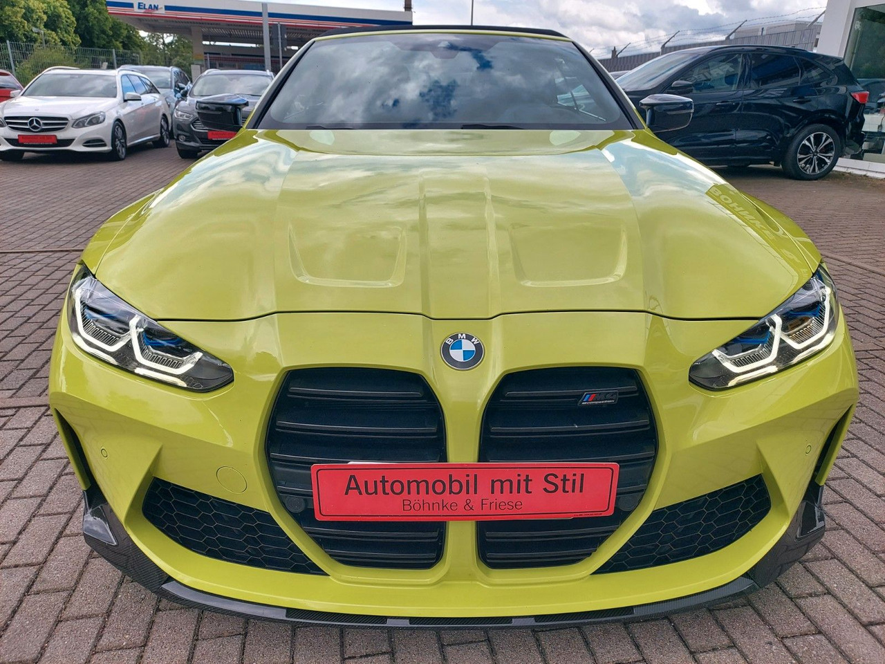 BMW M4 Cabrio G83 xDrive Competition M-Sport H&K - Voiture: photos 4 BMW M4 Cabrio G83 xDrive Competition M-Sport H&K - Voiture: photos 4