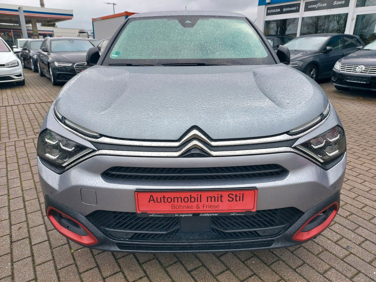 Citroën C4 Lim. Shine Automatik Leder Navi LED uvm. - SUV: photos 2 Citroën C4 Lim. Shine Automatik Leder Navi LED uvm. - SUV: photos 2