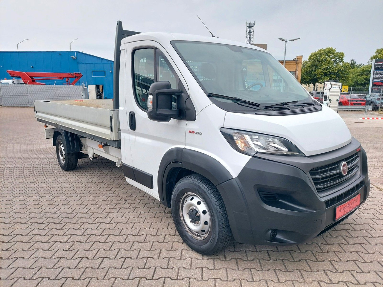 Fiat Ducato Maxi Pritsche 35 180 L5 Pritsche - Fourgon plateau: photos 2 Fiat Ducato Maxi Pritsche 35 180 L5 Pritsche - Fourgon plateau: photos 2