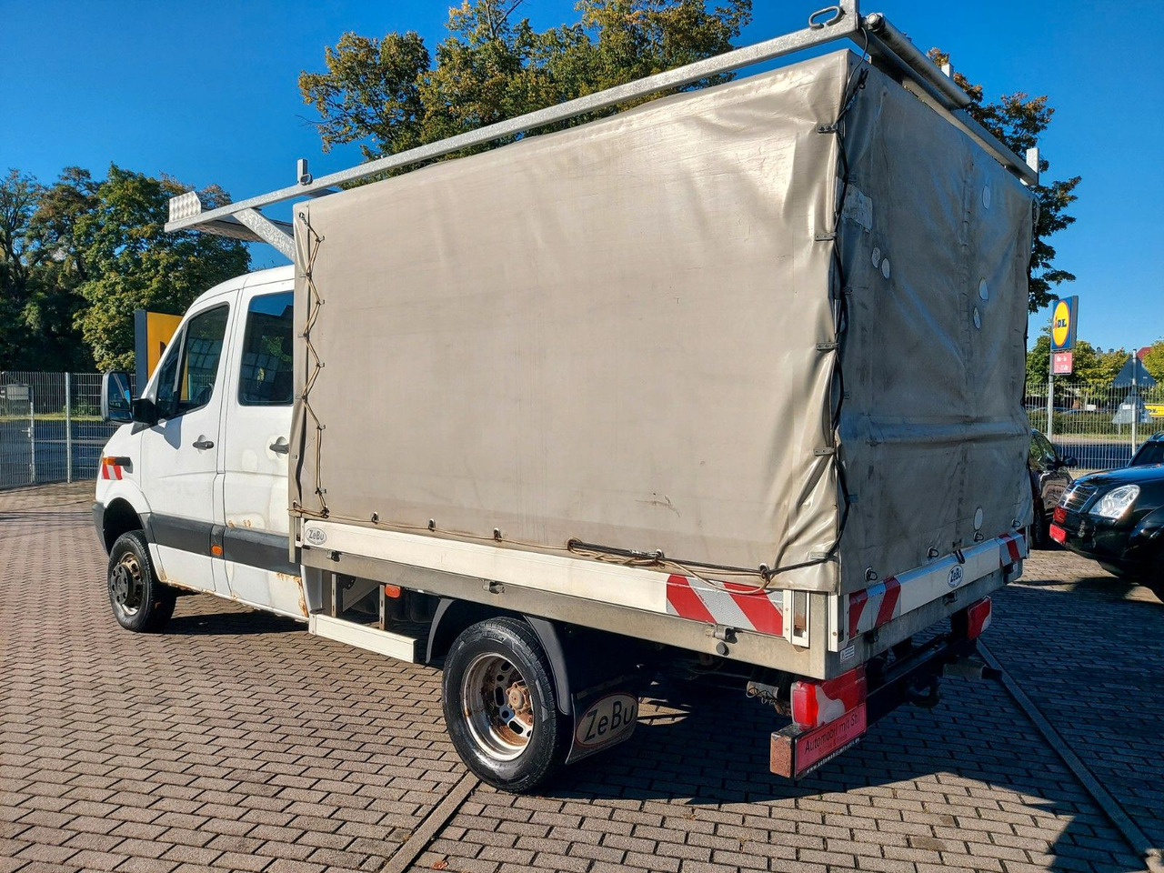 Mercedes-Benz Sprinter II Pritsche DoKa 516 4X4 Plane 6 Sitze - Utilitaire plateau baché, Utilitaire double cabine: photos 4 Mercedes-Benz Sprinter II Pritsche DoKa 516 4X4 Plane 6 Sitze - Utilitaire plateau baché, Utilitaire double cabine: photos 4