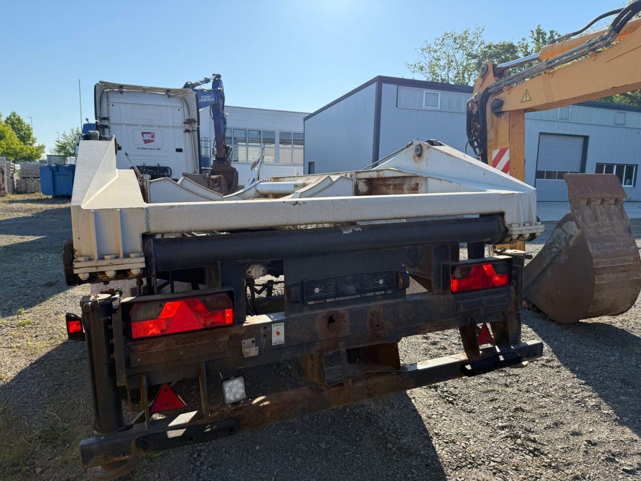 M-TEC MATHIS SILO AUFSTELLER TÜV NEU - Remorque: photos 3 M-TEC MATHIS SILO AUFSTELLER TÜV NEU - Remorque: photos 3