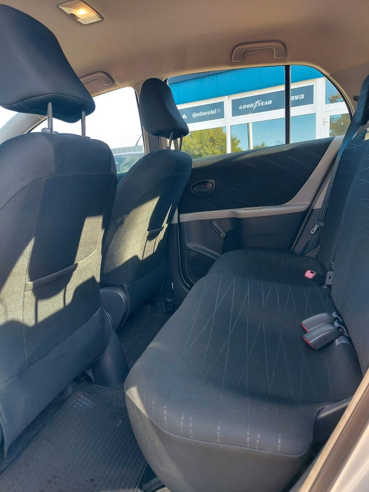 Voiture Toyota Yaris Sol Klima: photos 15