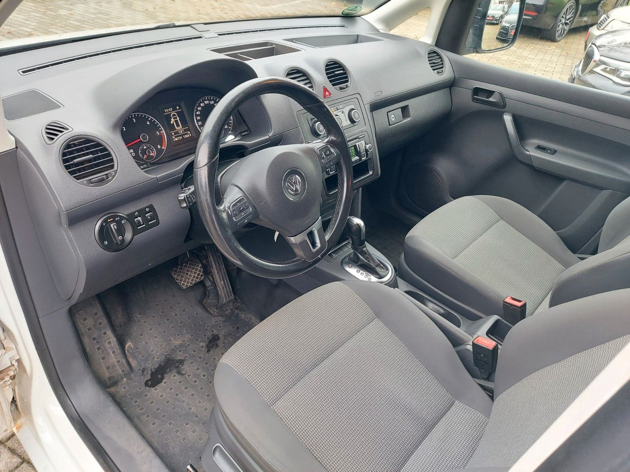 Transport de personnes Volkswagen Caddy Kasten Kombi Maxi lang 5 Sitze Klima: photos 18 Transport de personnes Volkswagen Caddy Kasten Kombi Maxi lang 5 Sitze Klima: photos 18