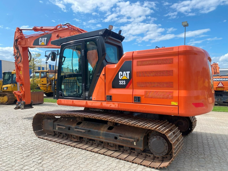 Caterpillar 323 Next Gen NVT - Pelle sur chenille: photos 2 Caterpillar 323 Next Gen NVT - Pelle sur chenille: photos 2