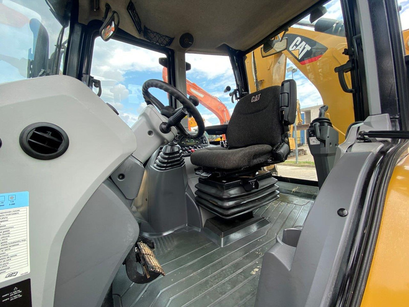 Caterpillar 432F2 NVT - Tractopelle: photos 3 Caterpillar 432F2 NVT - Tractopelle: photos 3