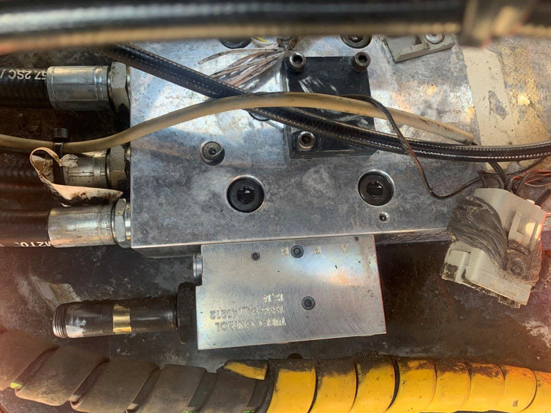 INDEXATOR R8 - Tiltrotator: photos 5 INDEXATOR R8 - Tiltrotator: photos 5