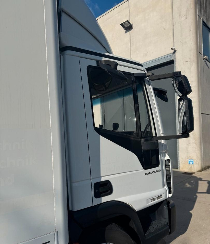 Camion fourgon Eurocargo furgone e sponda: photos 11