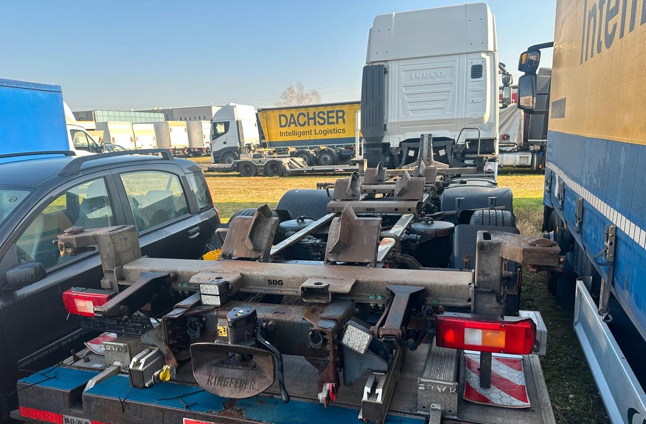 Iveco STRALIS AS 260 S 42 CASSE MOBILI SPONDA EURO - Châssis cabine: photos 4 Iveco STRALIS AS 260 S 42 CASSE MOBILI SPONDA EURO - Châssis cabine: photos 4