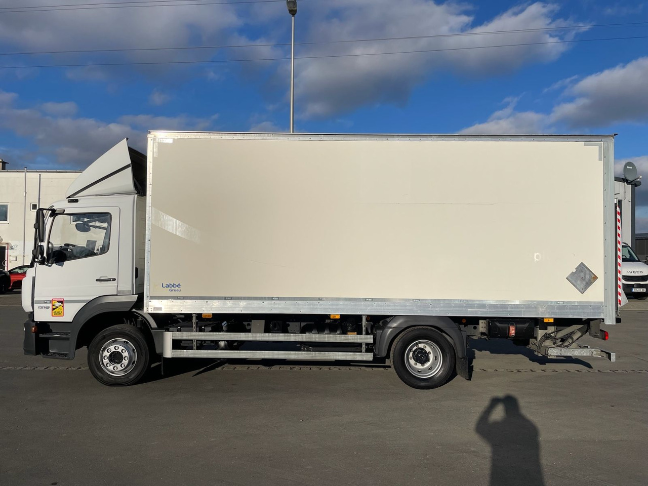 Mercedes-Benz Atego 1218 4x2 Koffer/FULL-ADR/EXIII/LBW/AC/EU6d - Camion fourgon: photos 4 Mercedes-Benz Atego 1218 4x2 Koffer/FULL-ADR/EXIII/LBW/AC/EU6d - Camion fourgon: photos 4