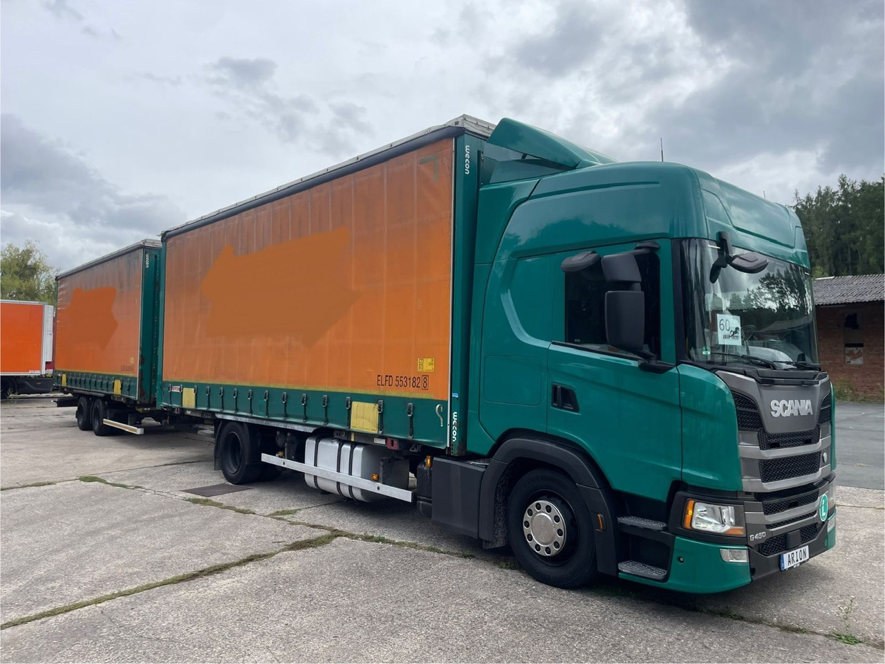 Scania G450 Pritsche+Plane/ANHÄNGER/KOTSCHENREUTHER - Camion à rideaux coulissants: photos 1 Scania G450 Pritsche+Plane/ANHÄNGER/KOTSCHENREUTHER - Camion à rideaux coulissants: photos 1