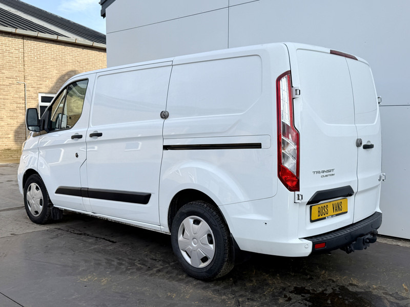 Ford Transit Custom 2.0 TDCI 130PK Automaat L1H1 Dubbele Schuifdeuren Airco Cruise Control Camera Navigatie Trekhaak Stoelverwarming Parkeersensoren voor achter - Fourgonnette: photos 3 Ford Transit Custom 2.0 TDCI 130PK Automaat L1H1 Dubbele Schuifdeuren Airco Cruise Control Camera Navigatie Trekhaak Stoelverwarming Parkeersensoren voor achter - Fourgonnette: photos 3