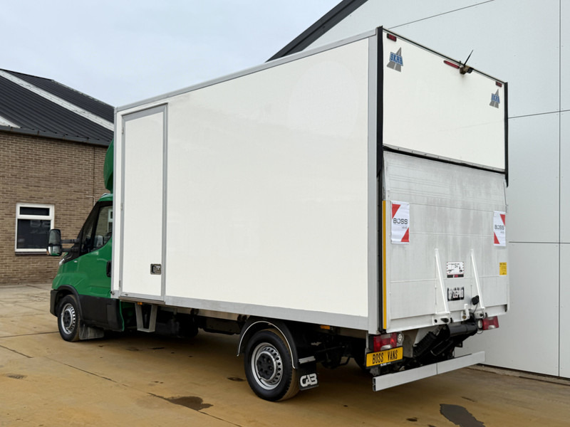 Iveco Daily 35S14 2.3 Laadklep Automaat LED Climate Control Cruise Control Standkachel Camera Koffer Bakwagen Meubelbak - Fourgon grand volume: photos 2 Iveco Daily 35S14 2.3 Laadklep Automaat LED Climate Control Cruise Control Standkachel Camera Koffer Bakwagen Meubelbak - Fourgon grand volume: photos 2