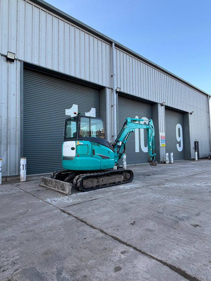 Kobelco SK45SRX-6E - Mini pelle: photos 5 Kobelco SK45SRX-6E - Mini pelle: photos 5
