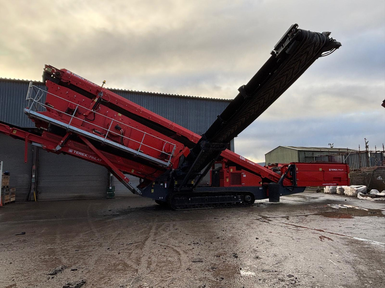 Terex Finlay 696 2-Deck - Crible: photos 2 Terex Finlay 696 2-Deck - Crible: photos 2