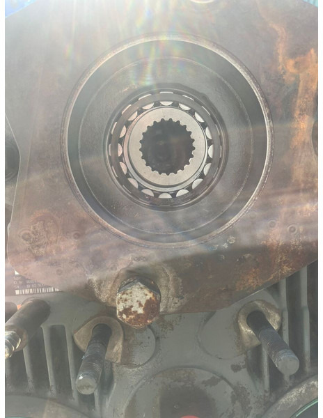 Liebherr Pomp PVG 351 C 395, MKA 350 C 074 - Hydraulique: photos 5 Liebherr Pomp PVG 351 C 395, MKA 350 C 074 - Hydraulique: photos 5