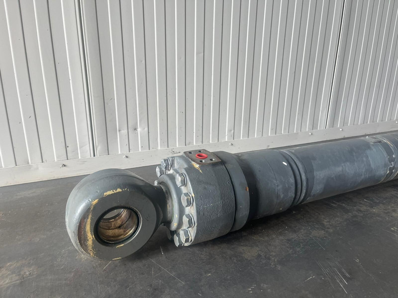 Liebherr Cilinder Rechts - Pièces de rechange: photos 3 Liebherr Cilinder Rechts - Pièces de rechange: photos 3