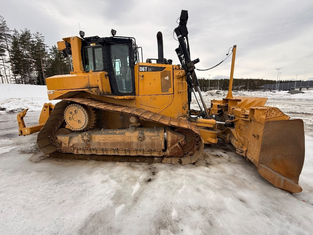 CAT D 6 T LGP - Bulldozer: photos 5 CAT D 6 T LGP - Bulldozer: photos 5