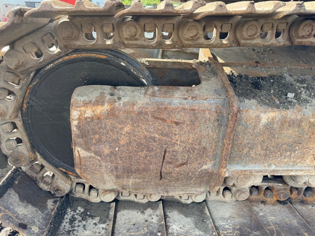 Pelle sur chenille Volvo ECR 235 E: photos 18
