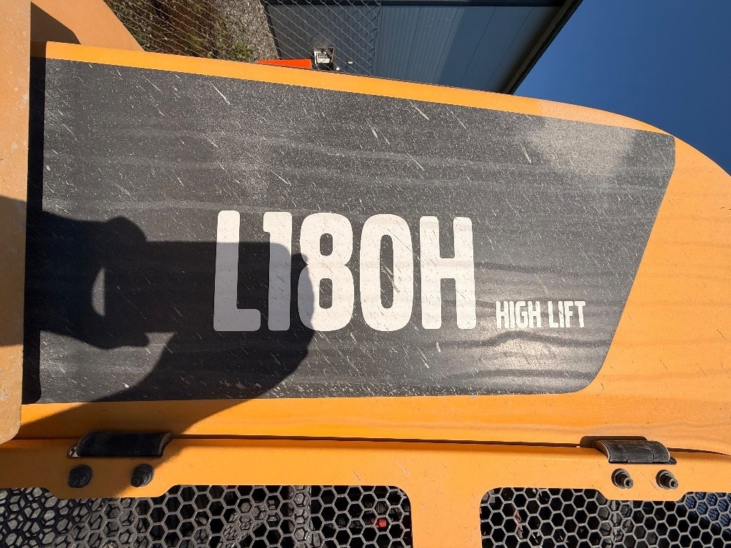 Volvo L 180 H HL HIGH LIFT - Chargeuse sur pneus: photos 4 Volvo L 180 H HL HIGH LIFT - Chargeuse sur pneus: photos 4