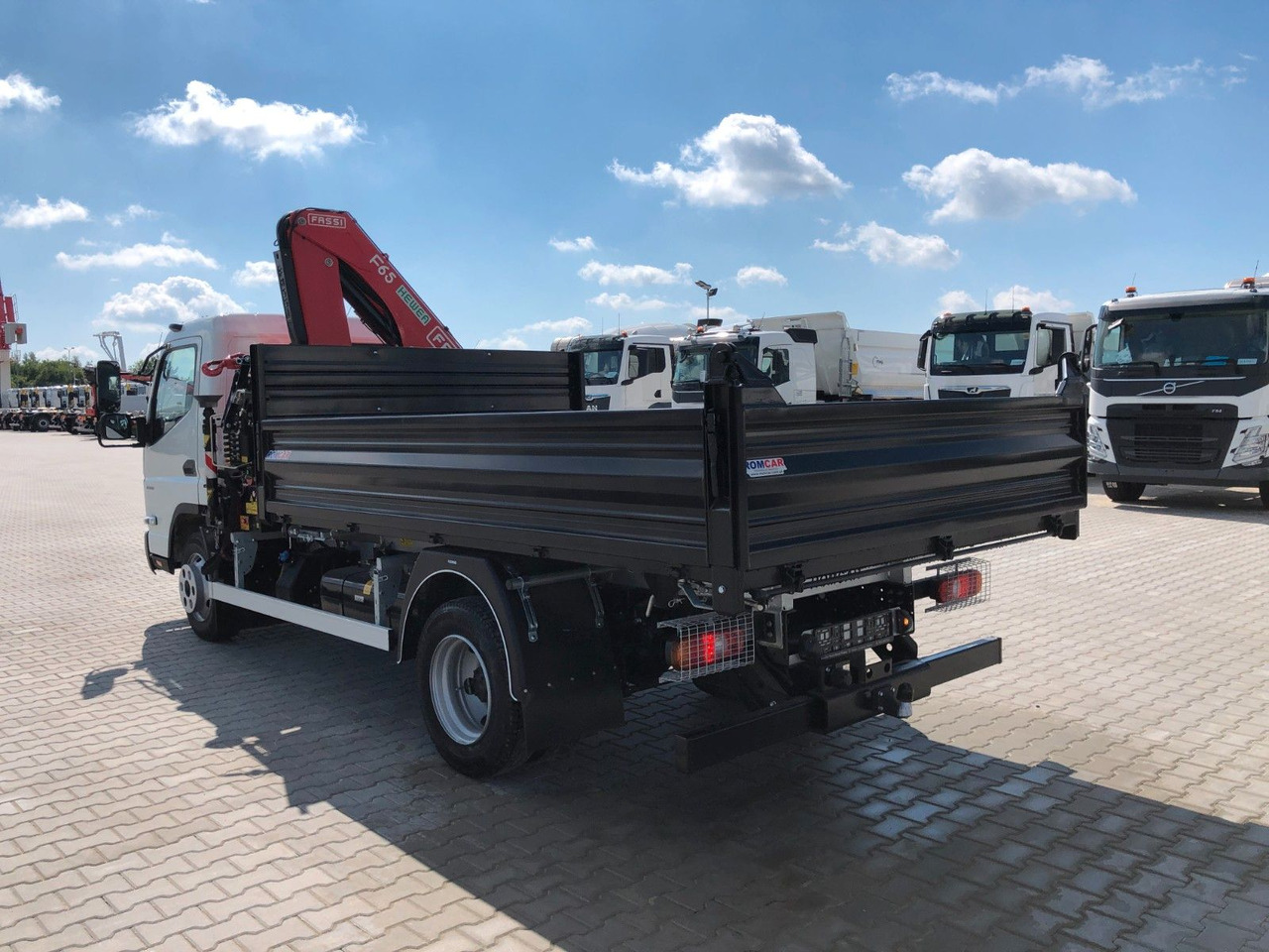 Camion benne, Camion grue FUSO CANTER 9C18 mit FASSI F65B: photos 6