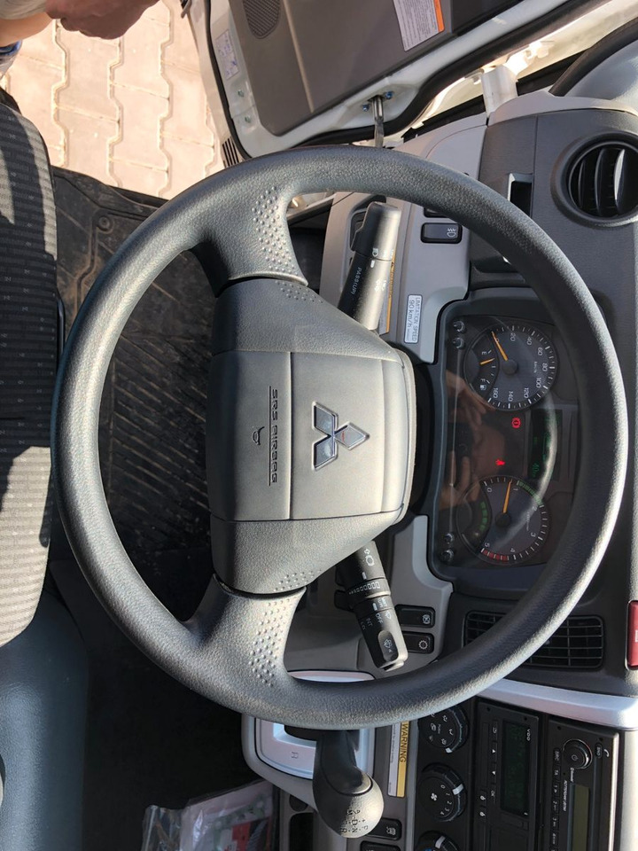 Camion benne, Camion grue FUSO CANTER 9C18 mit FASSI F65B: photos 9