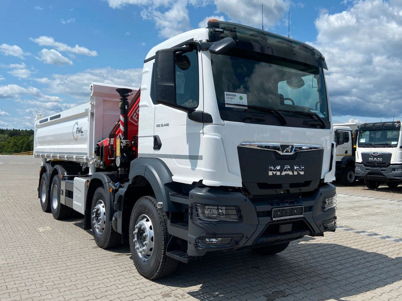 MAN TGS 35.440 DREISEITENKIPPER MIT FASSI F275.026 - Camion benne, Camion grue: photos 2 MAN TGS 35.440 DREISEITENKIPPER MIT FASSI F275.026 - Camion benne, Camion grue: photos 2