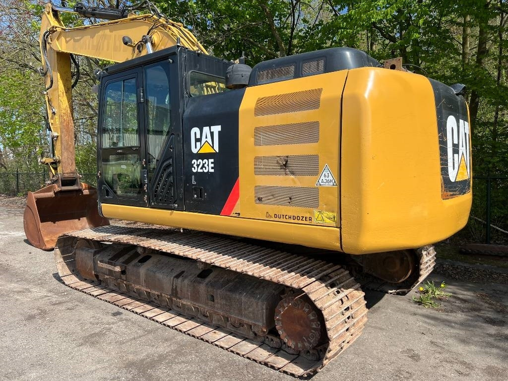 CAT 323 E - Pelle sur chenille: photos 3 CAT 323 E - Pelle sur chenille: photos 3