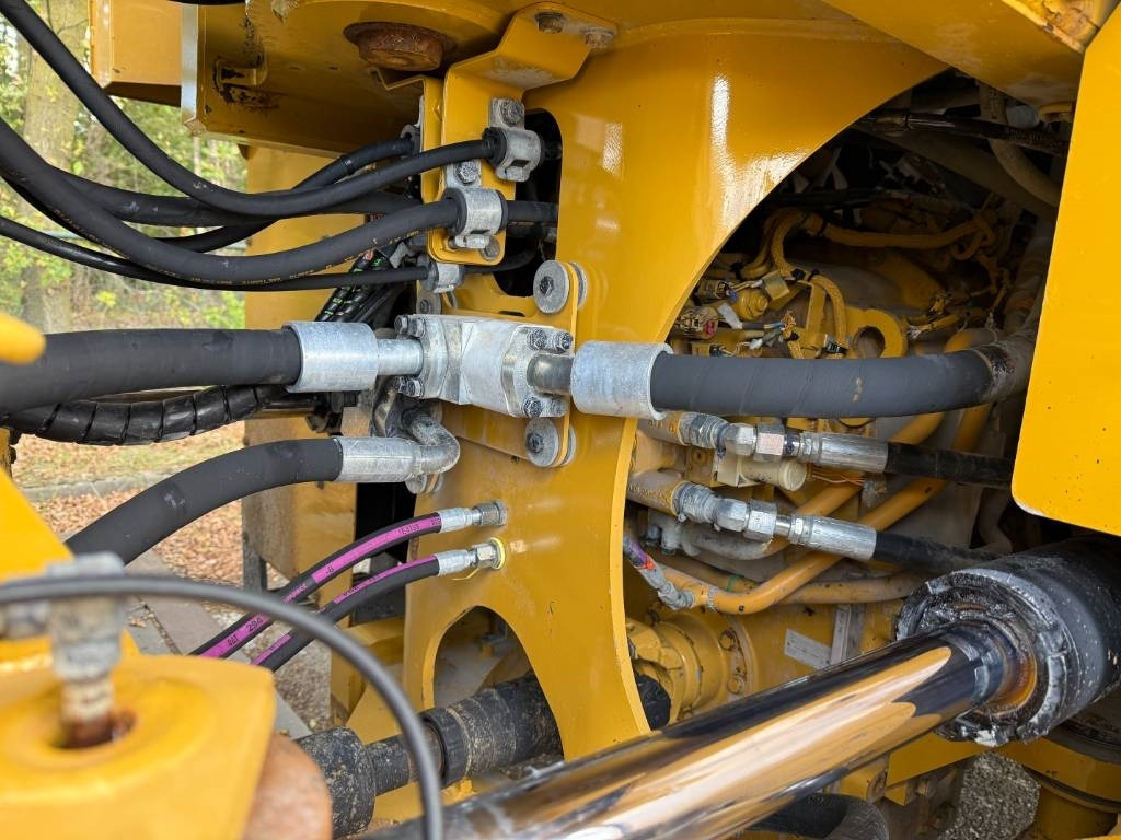 Chargeuse sur pneus CAT 972 M: photos 39