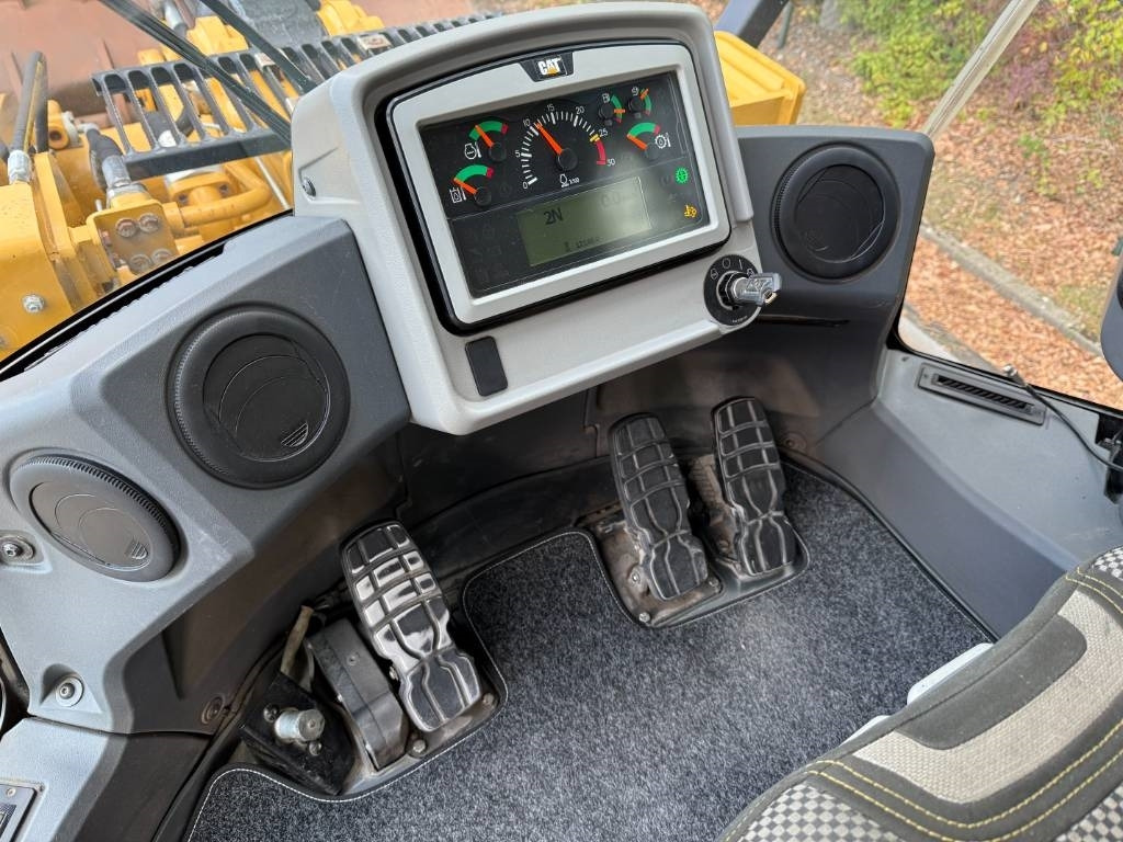Chargeuse sur pneus CAT 972 M: photos 15