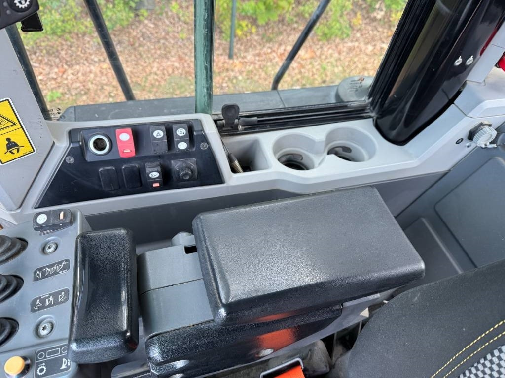 Chargeuse sur pneus CAT 972 M: photos 22