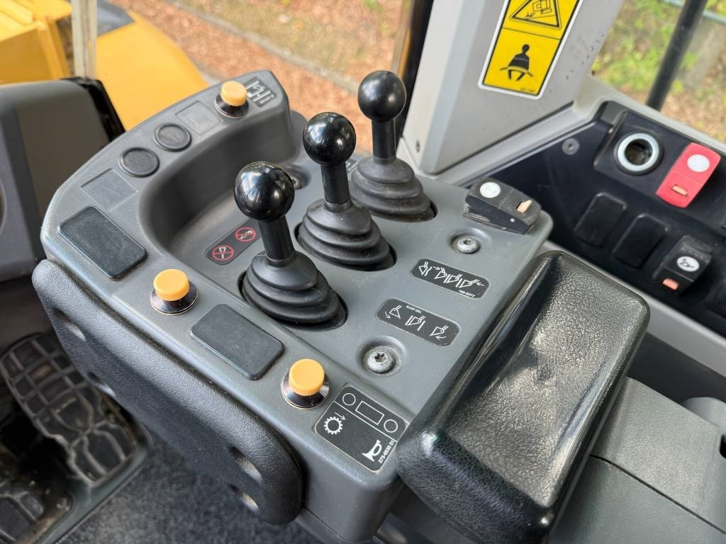 Chargeuse sur pneus CAT 972 M: photos 17