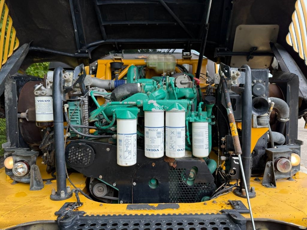 Tombereau articulé Volvo A25D: photos 12 Tombereau articulé Volvo A25D: photos 12