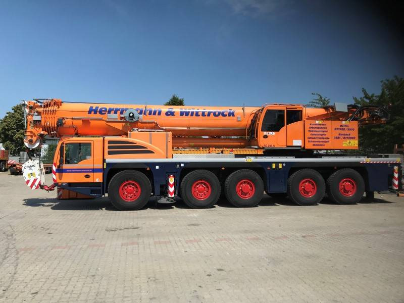 Terex Demag AC 250-5 - Grue tout-terrain: photos 2 Terex Demag AC 250-5 - Grue tout-terrain: photos 2