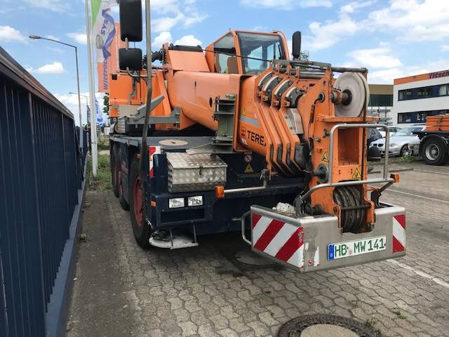 Terex Demag AC 40-1 - Grue tout-terrain: photos 3 Terex Demag AC 40-1 - Grue tout-terrain: photos 3