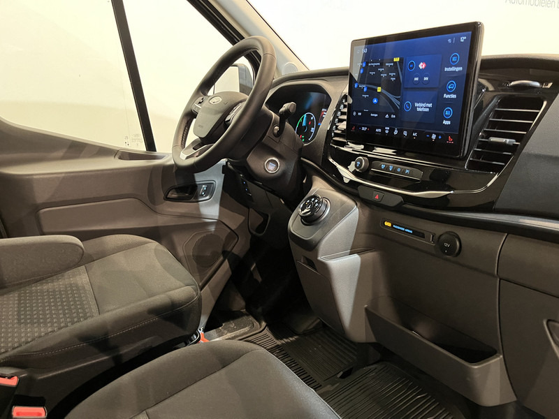 Ford E-Transit 350 L2H2 Trend 68 kWh 184 PK / 100% elektrisch !! / Airco / Cruise Control / CarPlay / Camera / Navigatie / 3-Zits / 220 KM !! Z.G.A.N. ! - Fourgon utilitaire, Utilitaire électrique: photos 3 Ford E-Transit 350 L2H2 Trend 68 kWh 184 PK / 100% elektrisch !! / Airco / Cruise Control / CarPlay / Camera / Navigatie / 3-Zits / 220 KM !! Z.G.A.N. ! - Fourgon utilitaire, Utilitaire électrique: photos 3
