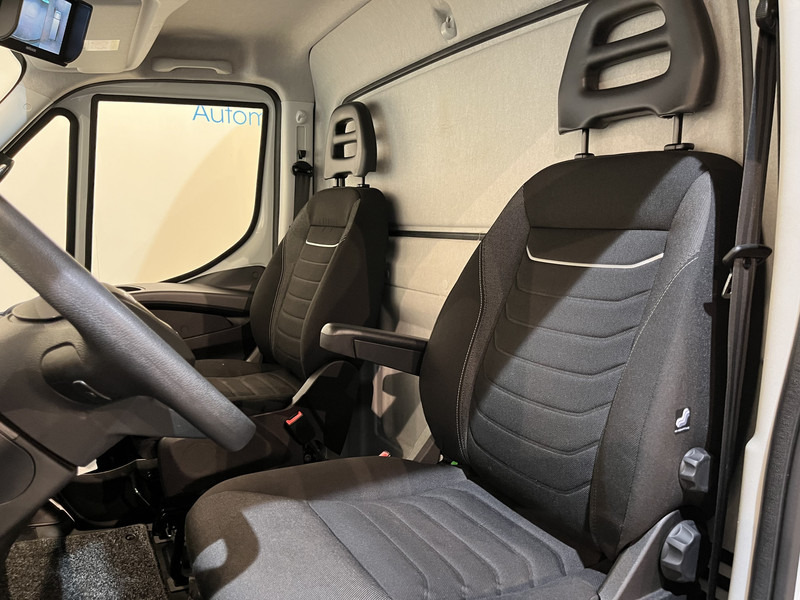 Tracteur routier Iveco Daily 35S18 3.0 BE Clixtar Automaat Bakwagen met Laadklep / Laadvermogen 3.060 KG / Euro 6 / Luchtvering / Airco / Camera / CarPlay / Cruise Control /: photos 8